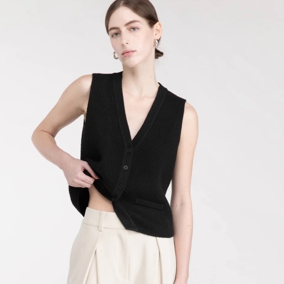 NWT Oak + Fort Button Down Vest Cardigan Black S - Picture 3 of 15